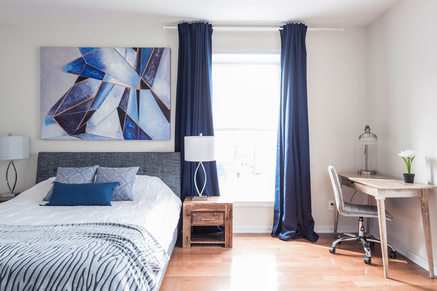 Suite 101: master bedroom with queen bed and memory foam mattress