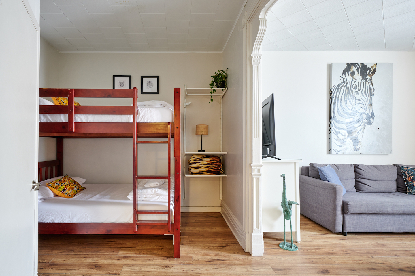 Mtl Zoo : bedroom with bunk bed double